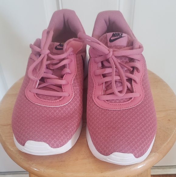 Womens Sneakers - Picture 2 of 6
